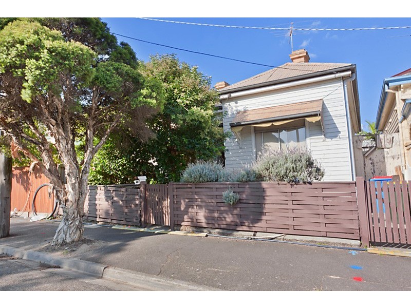 8 Camden Street, St Kilda East VIC 3183