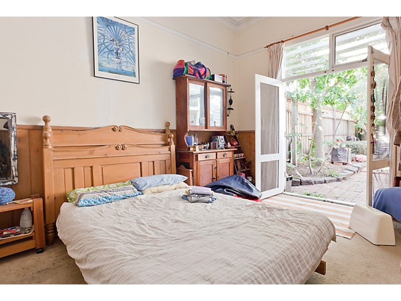 8 Camden Street, St Kilda East VIC 3183