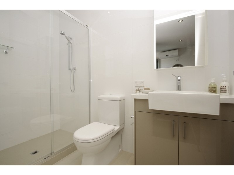 2/96 Station Street, St Kilda VIC 3182