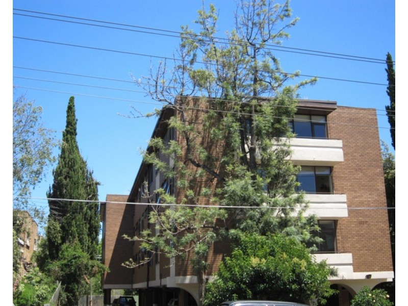 1/19 Mitford Street, St Kilda VIC 3182