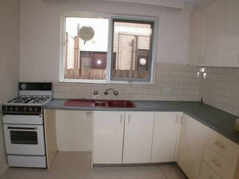 2/44 Gourlay Street, St Kilda East VIC 3183