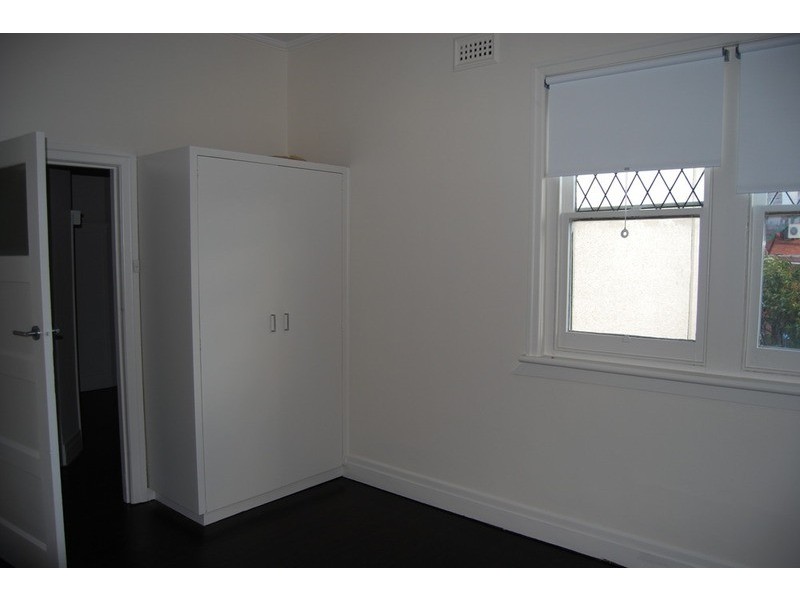 2/2 Inverleith Court, St Kilda VIC 3182