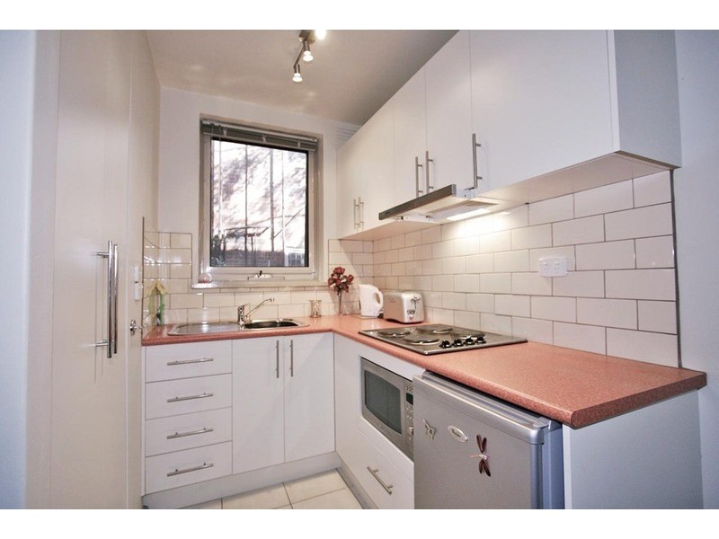 3/3 Dalgety Street, St Kilda VIC 3182