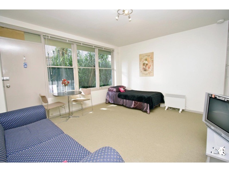 3/3 Dalgety Street, St Kilda VIC 3182