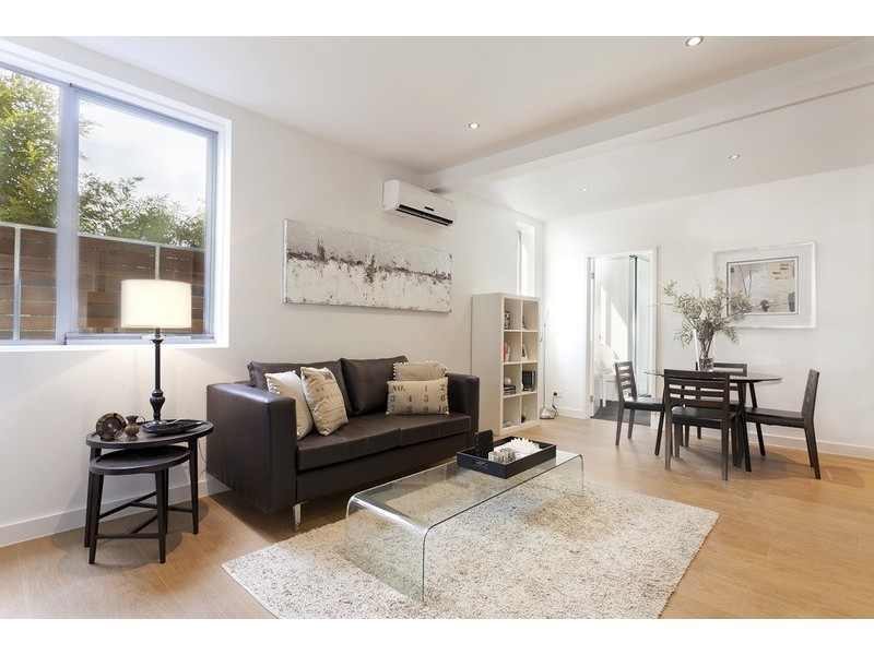 3 Charnwood Road, St Kilda VIC 3182