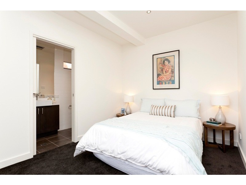 6/3 Charnwood Road, St Kilda VIC 3182