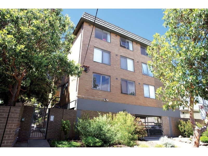 1/19-21 Dalgety Street, St Kilda VIC 3182