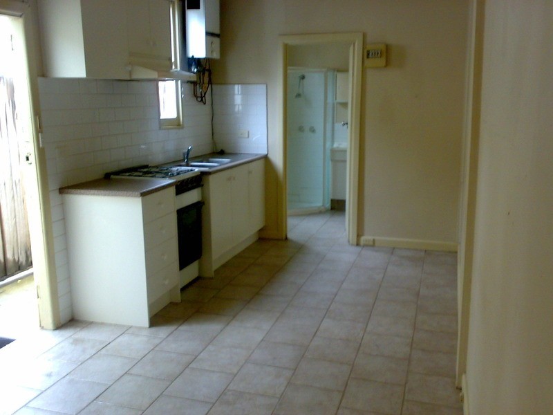 2/204 Westgarth Street, Northcote VIC 3070