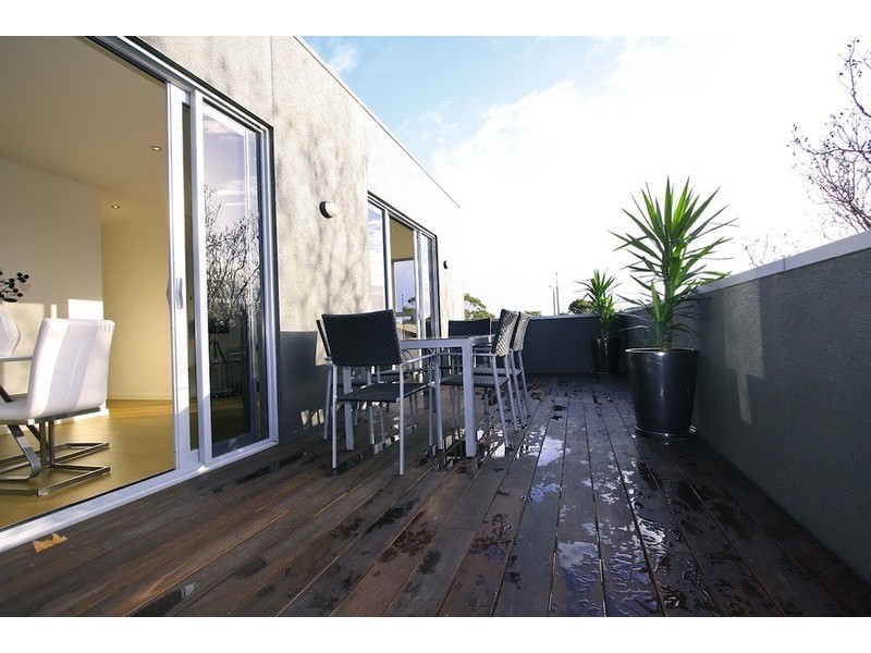 13/3 Charnwood Road, St Kilda VIC 3182