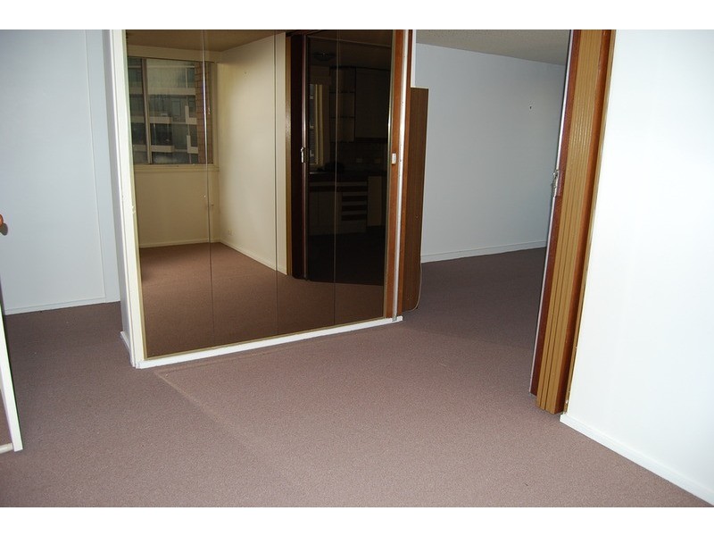 64/3 Alfred Square, St Kilda VIC 3182