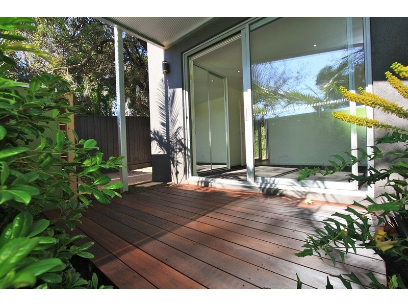 1/3 Charnwood Road, St Kilda VIC 3182