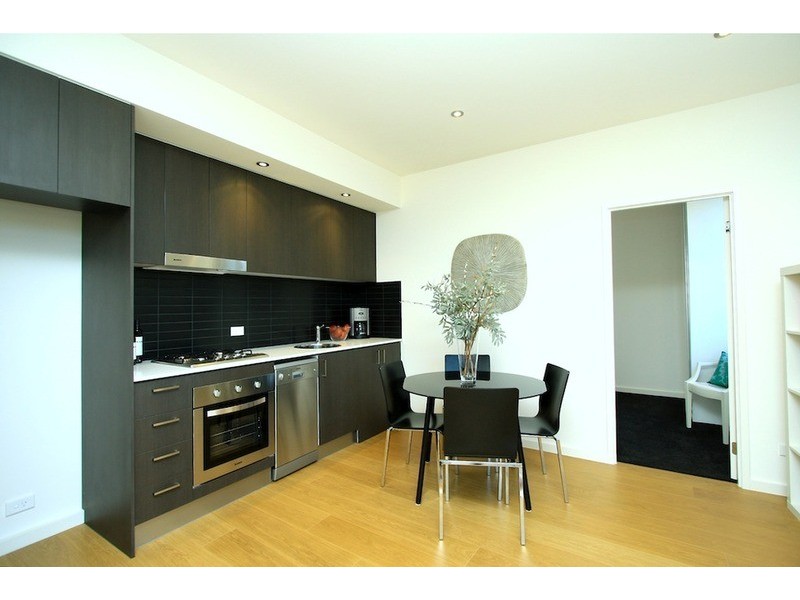 12/3 Charnwood Road, St Kilda VIC 3182