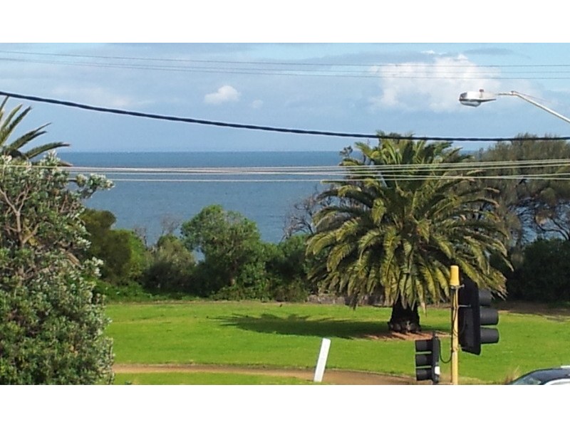 2/96 Station Street, Sandringham VIC 3191