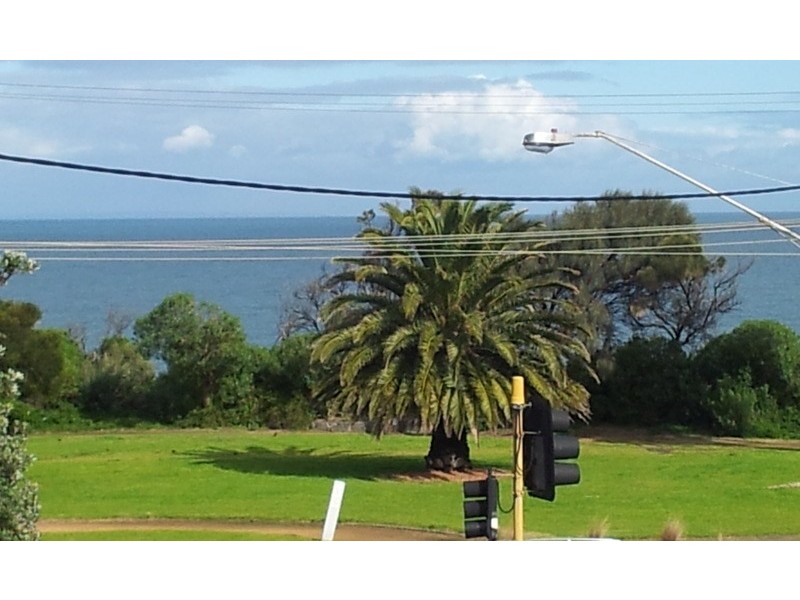 2/96 Station Street, Sandringham VIC 3191