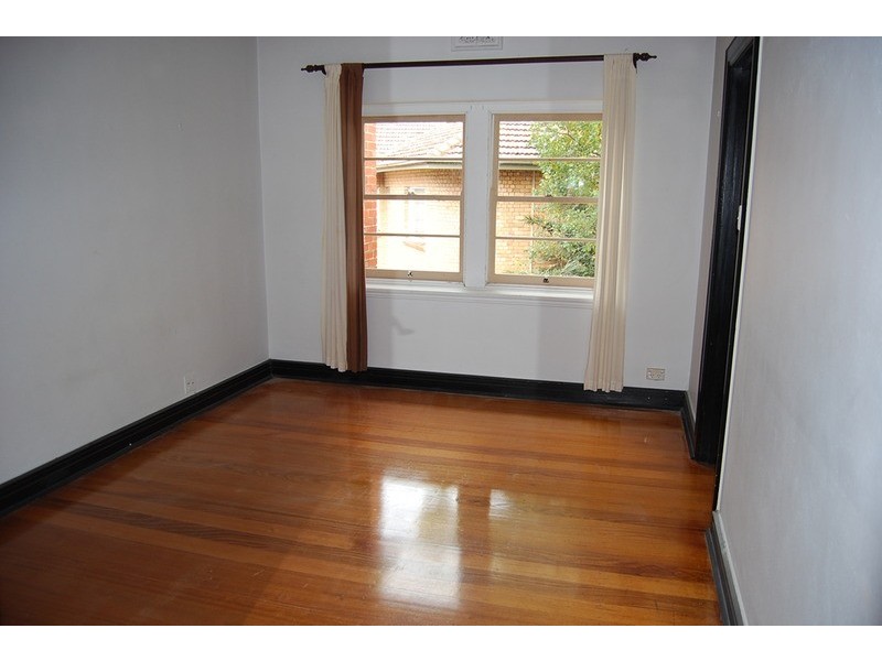 9/33 Eildon Road, St Kilda VIC 3182