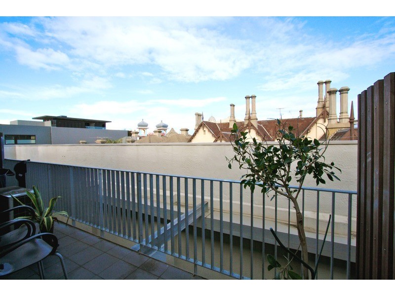 304/63 Acland Street, St Kilda VIC 3182