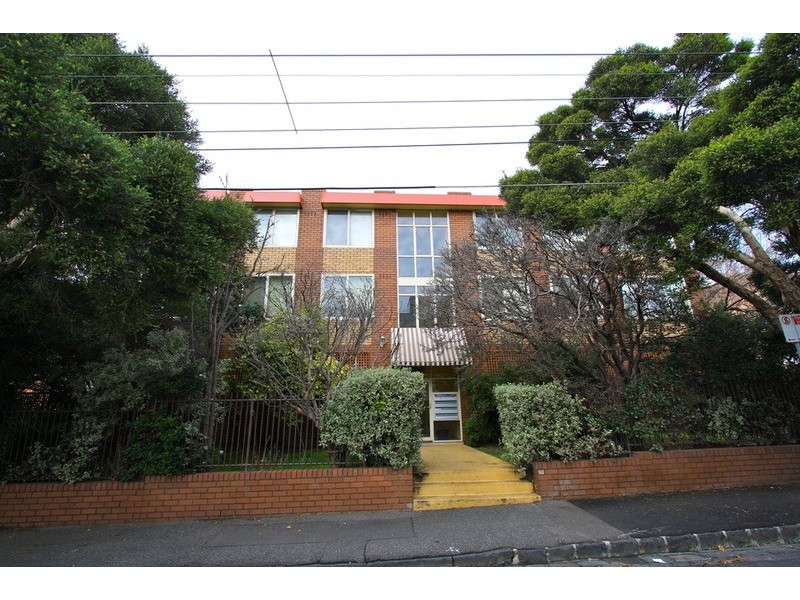 8/11 Jackson Street, St Kilda VIC 3182