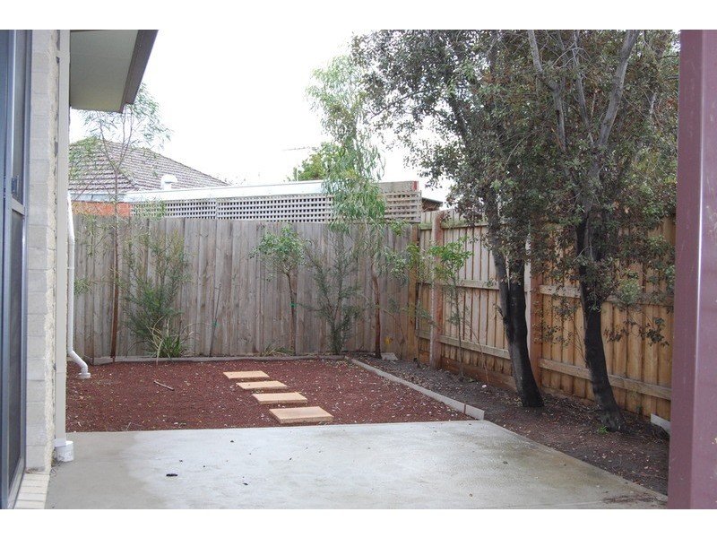 7B Henrietta Street, Hampton East VIC 3188
