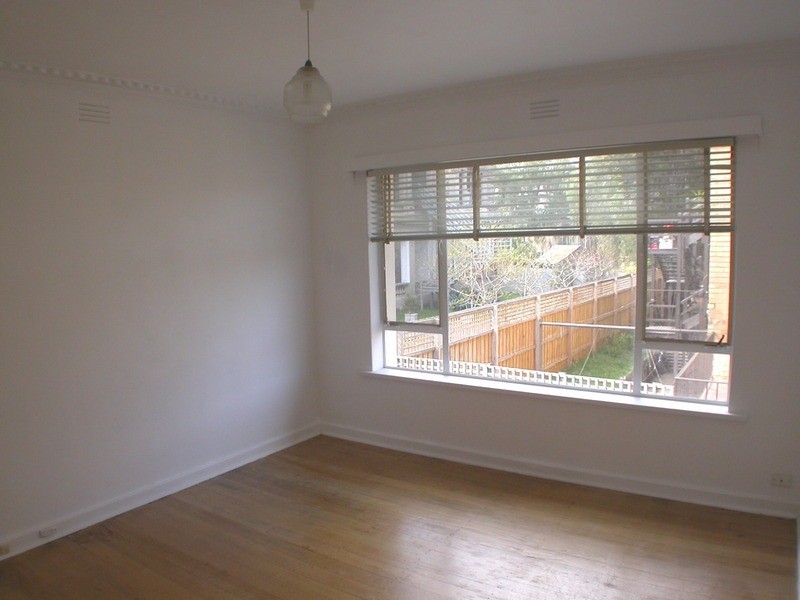 3/2 Newton Court, St Kilda VIC 3182