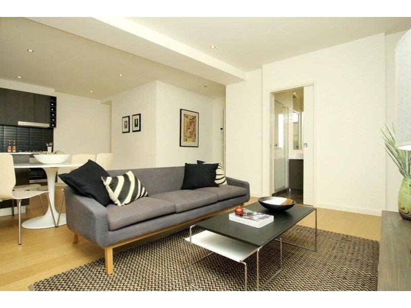 4/3 Charnwood Road, St Kilda VIC 3182