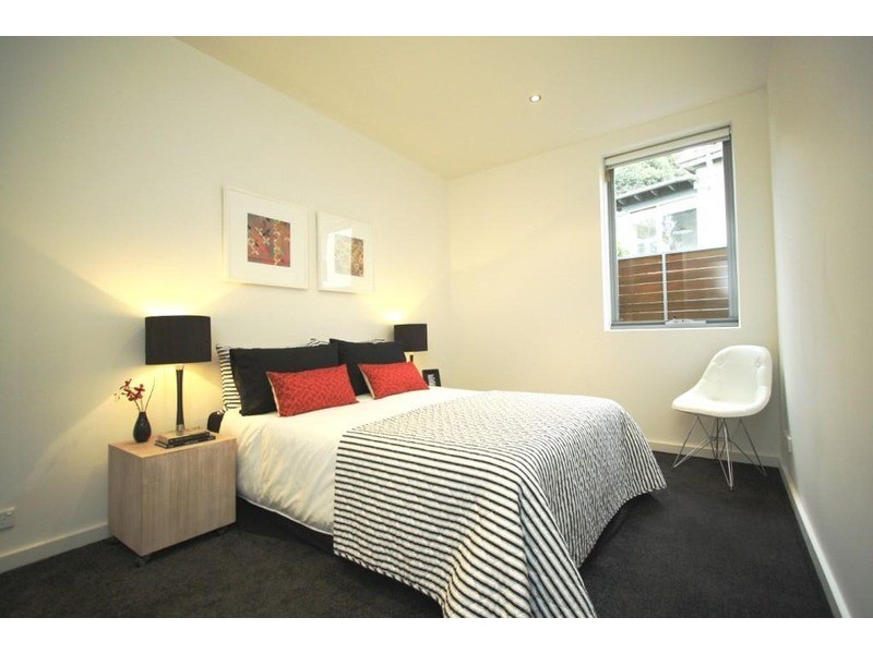 4/3 Charnwood Road, St Kilda VIC 3182