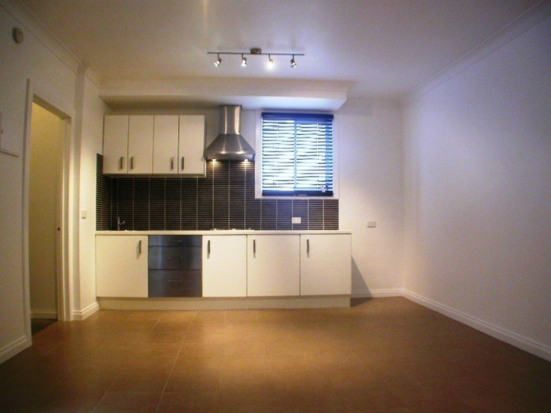 1/60 Jackson Street, St Kilda VIC 3182