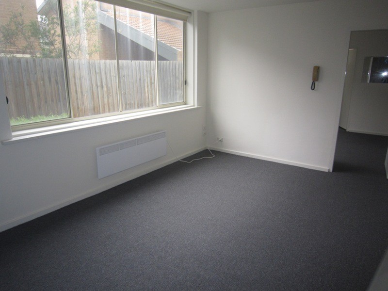 2/51 Westbury Street, St Kilda East VIC 3183