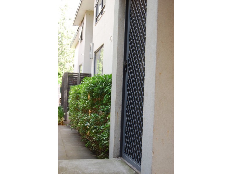 7/6 Inverleith Court, St Kilda VIC 3182