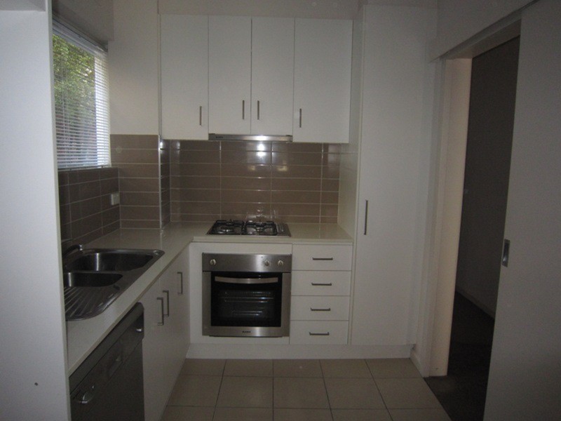 2/42 Wilgah Street, St Kilda East VIC 3183