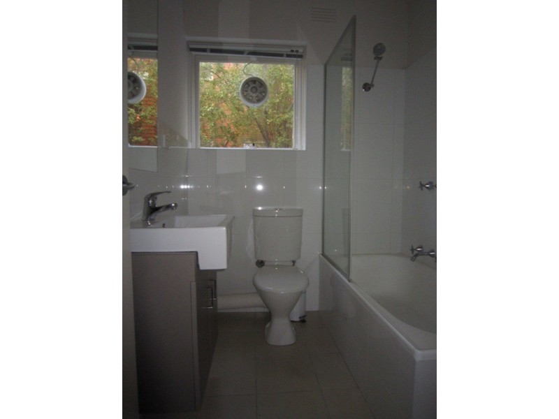 2/42 Wilgah Street, St Kilda East VIC 3183