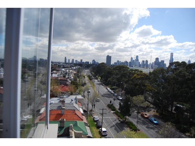 73/50 Canterbury Road, Middle Park VIC 3206