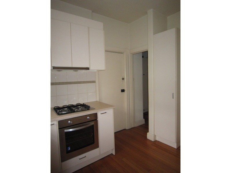 8/40 Barkly Street, St Kilda VIC 3182