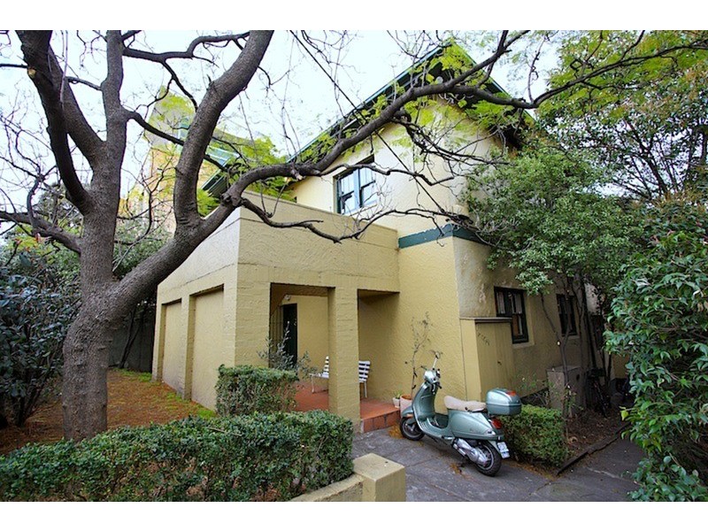 8/35 Grey Street, St Kilda VIC 3182