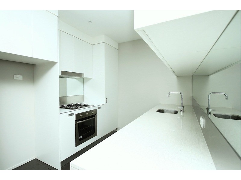 101/84 Altona Street, Kensington VIC 3031