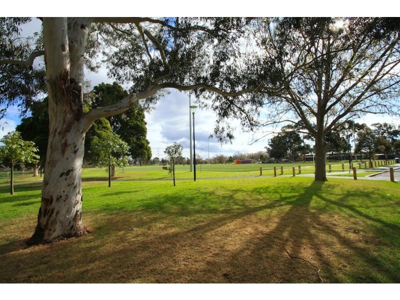 101/84 Altona Street, Kensington VIC 3031