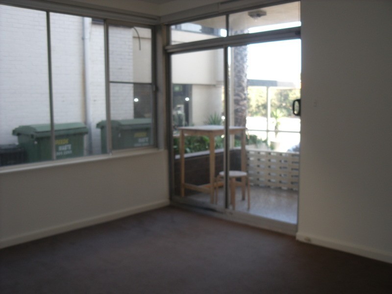 3/46 Ormond Esplanade, Elwood VIC 3184