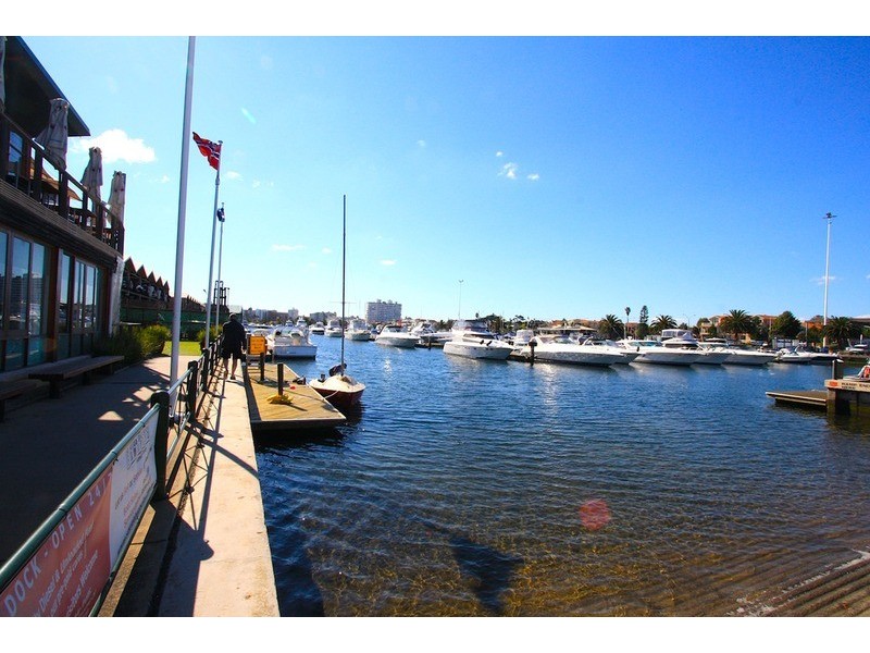 5/244 Barkly Street, St Kilda VIC 3182