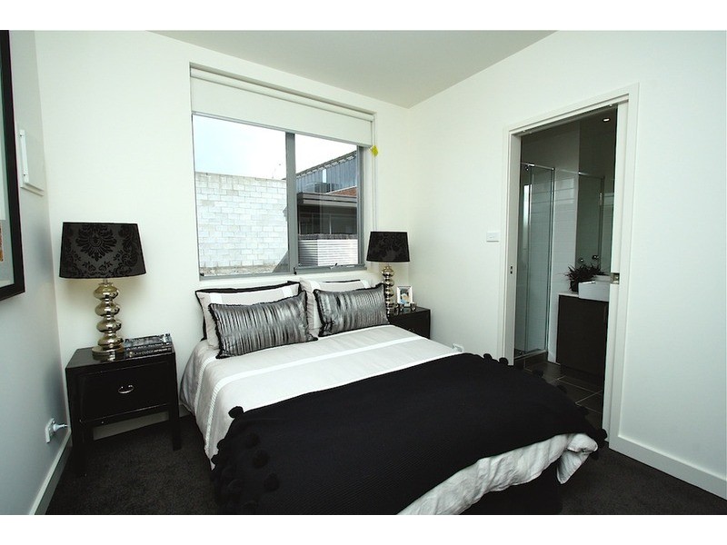 7/3  Charnwood Road, St Kilda VIC 3182
