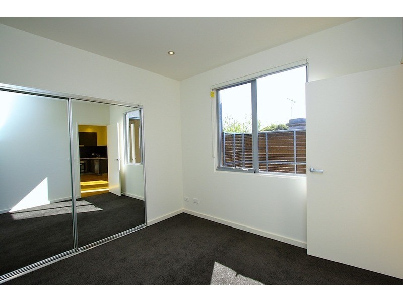 14/3 Charnwood Road, St Kilda VIC 3182