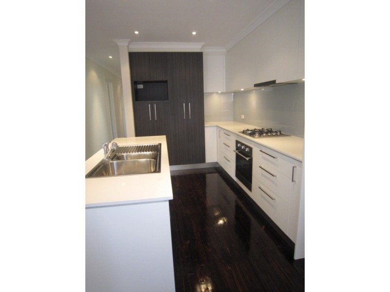 2/21 Green Street, Ivanhoe VIC 3079