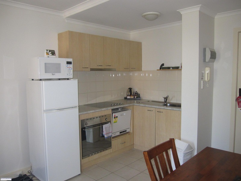 13C/1 Eildon Road, St Kilda VIC 3182