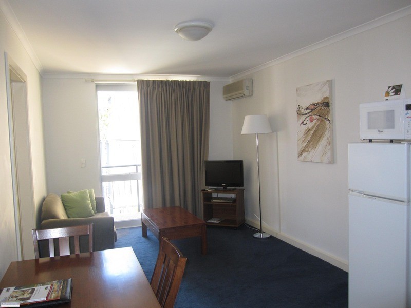 13C/1 Eildon Road, St Kilda VIC 3182