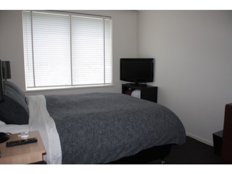 6/66 Park Street, St Kilda West VIC 3182