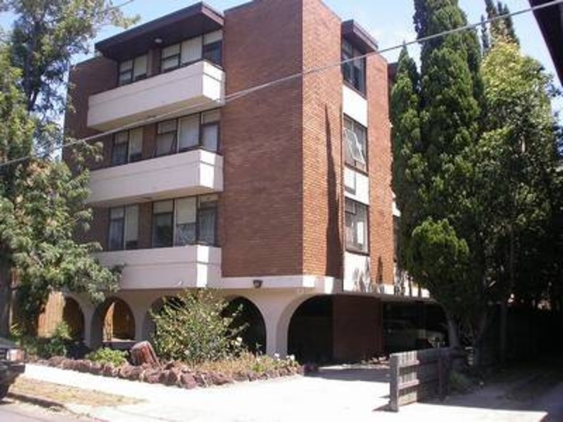 8/19 Mitford Street, St Kilda VIC 3182