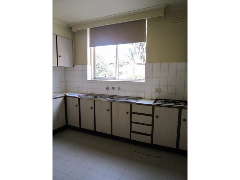 8/19 Mitford Street, St Kilda VIC 3182