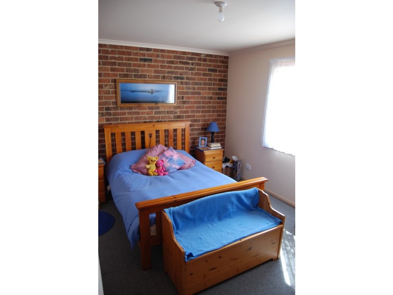 2/32 Nepean Avenue, Hampton East VIC 3188