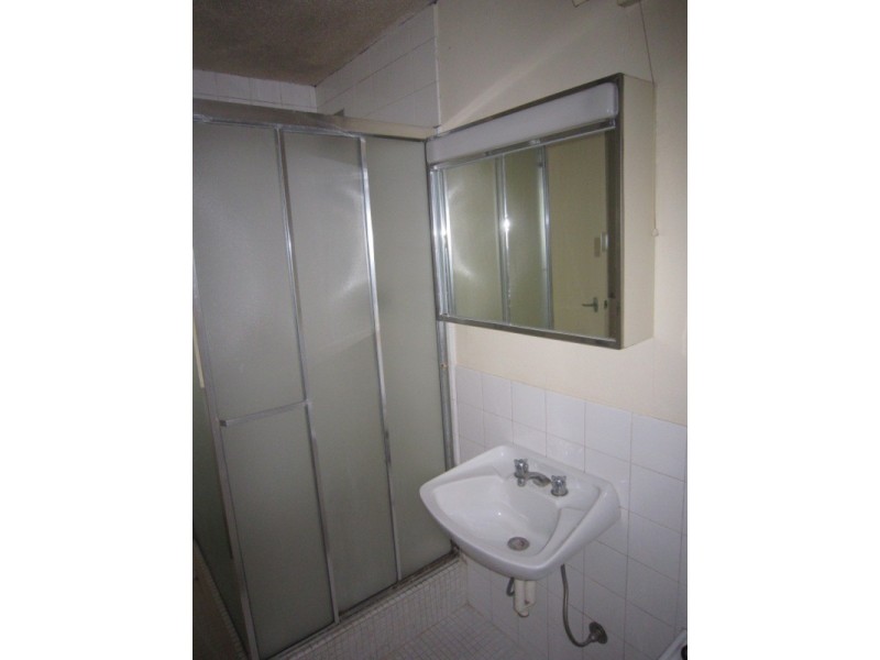 74/50 Canterbury Road, Middle Park VIC 3206