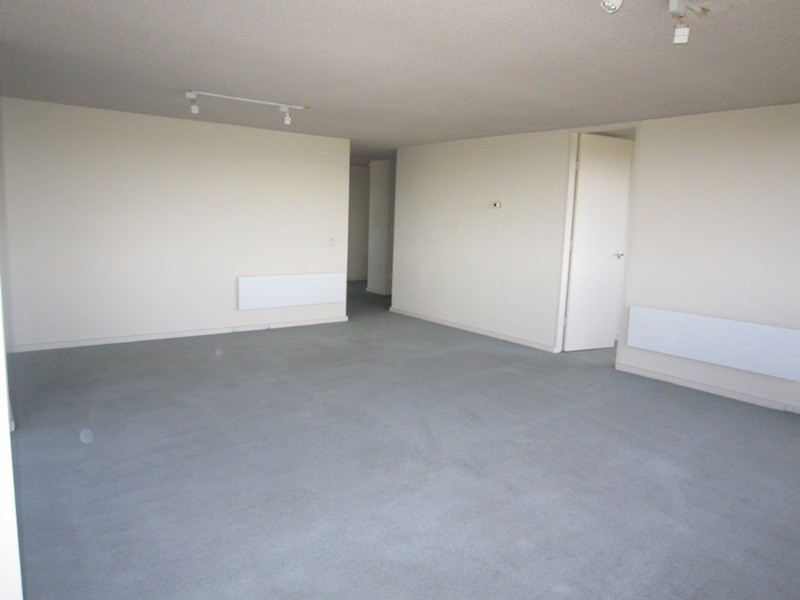 74/50 Canterbury Road, Middle Park VIC 3206