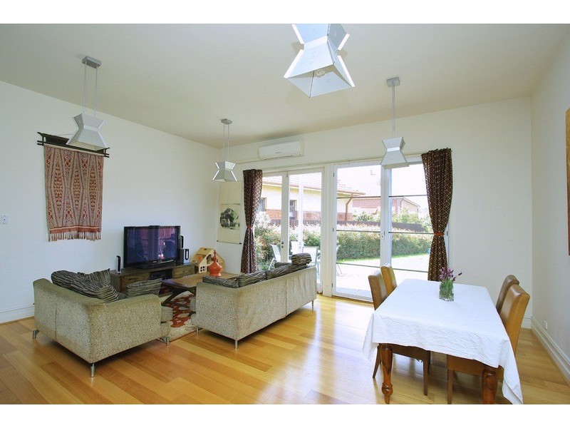 6/51 Cade Way, Parkville VIC 3052