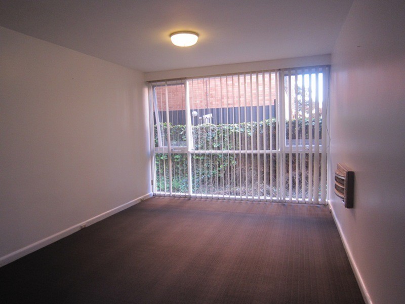 2/4 Gurner Street, St Kilda VIC 3182
